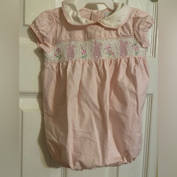 Crown & Ivy Smocked Bunny Bubble Romper - Picture 1 of 8
